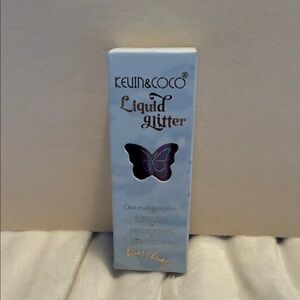 KEVIN&COCO Liquid Glitter Eyeshadow - Shimmering Purple